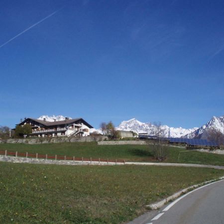 Agriturismo Plan D'Avie Aosta Eksteriør bilde
