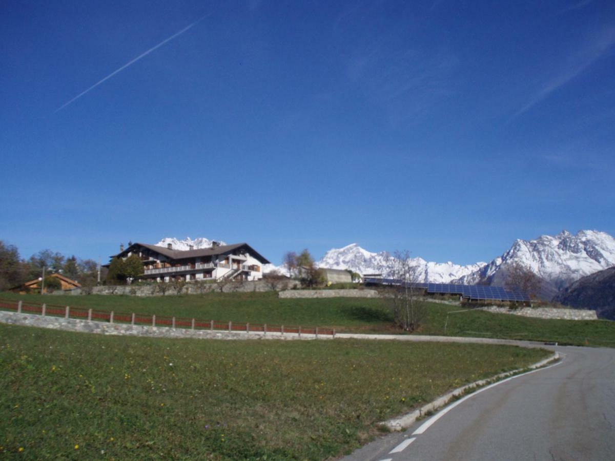 Agriturismo Plan D'Avie Aosta Eksteriør bilde